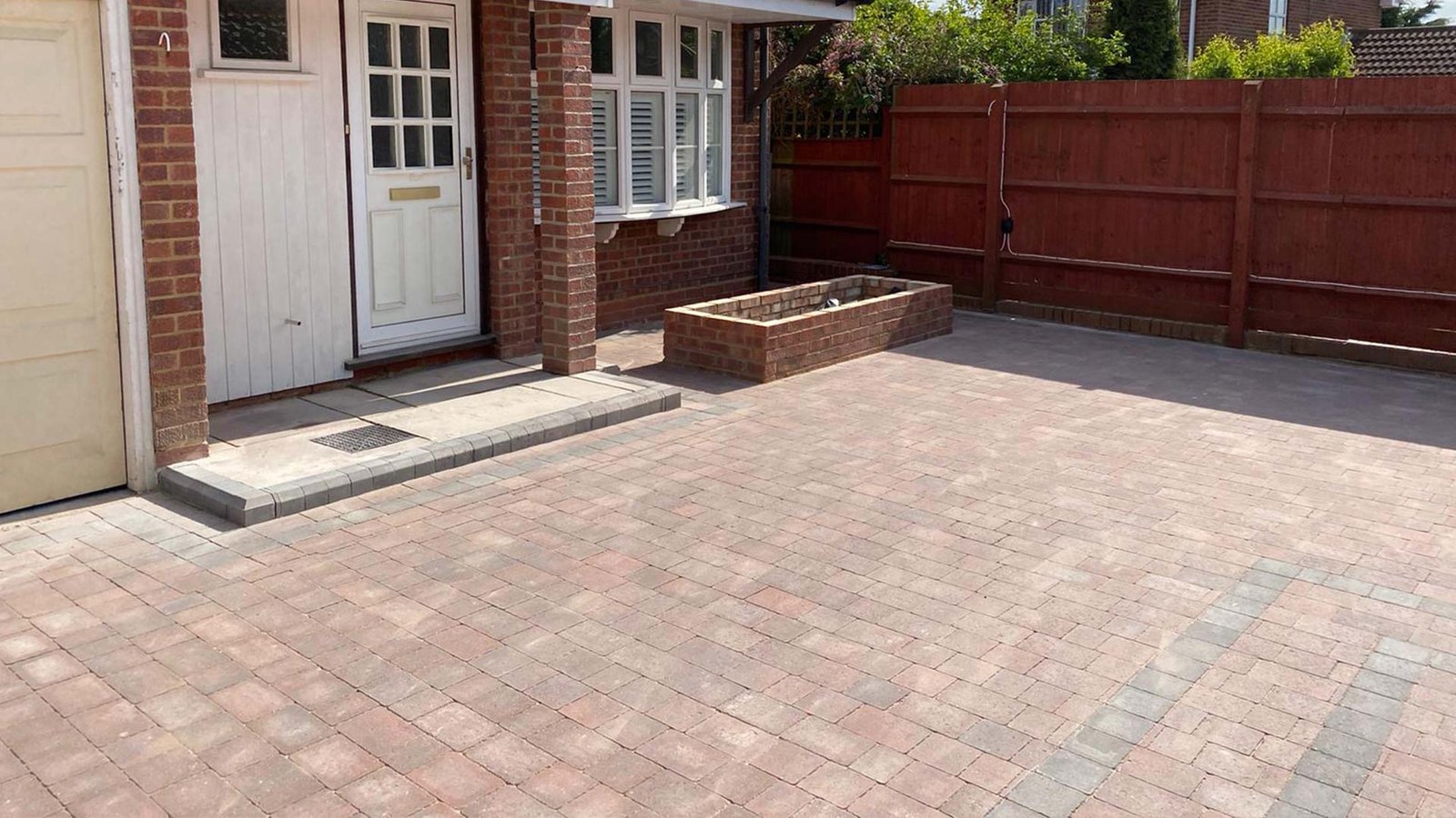 Bellamay Professional Garden Landscaping Services in Aylesbury Paving