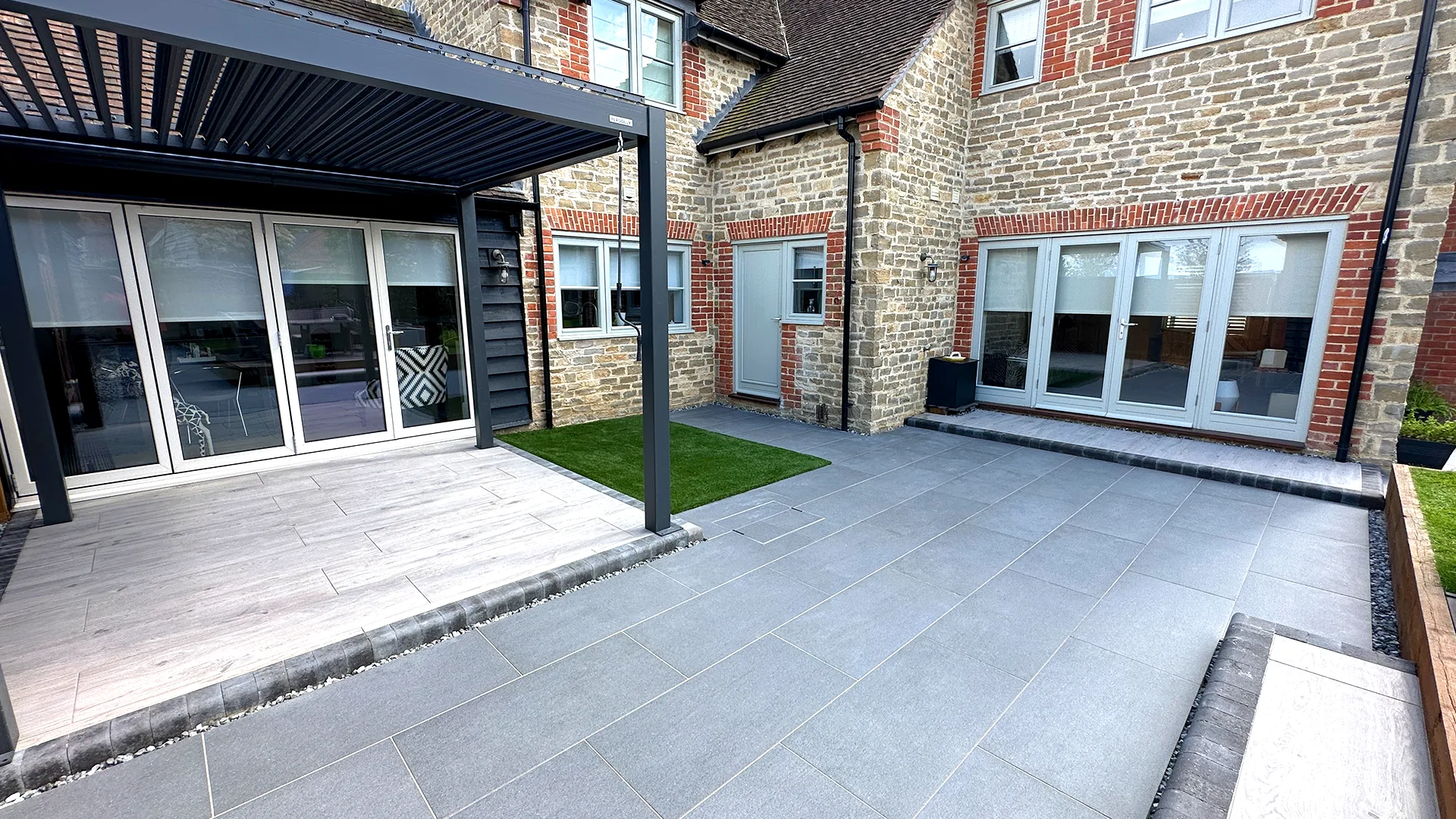 Garden Landscaping in Aylesbury Image 1